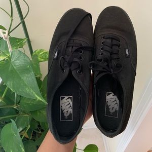 👟 VANS | Authentic Lo Pro